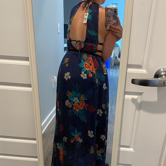 Express Blue Floral Print Maxi Dress - Picture 5 of 7